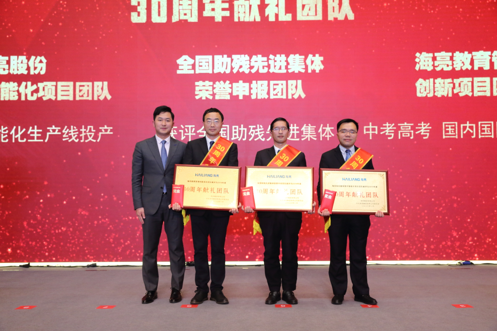 157941361065681453qo.jpg BR1Y2838.JPG