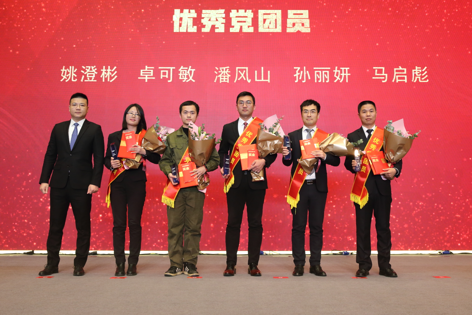 1579413633656078s5q2.jpg BR1Y2877.JPG